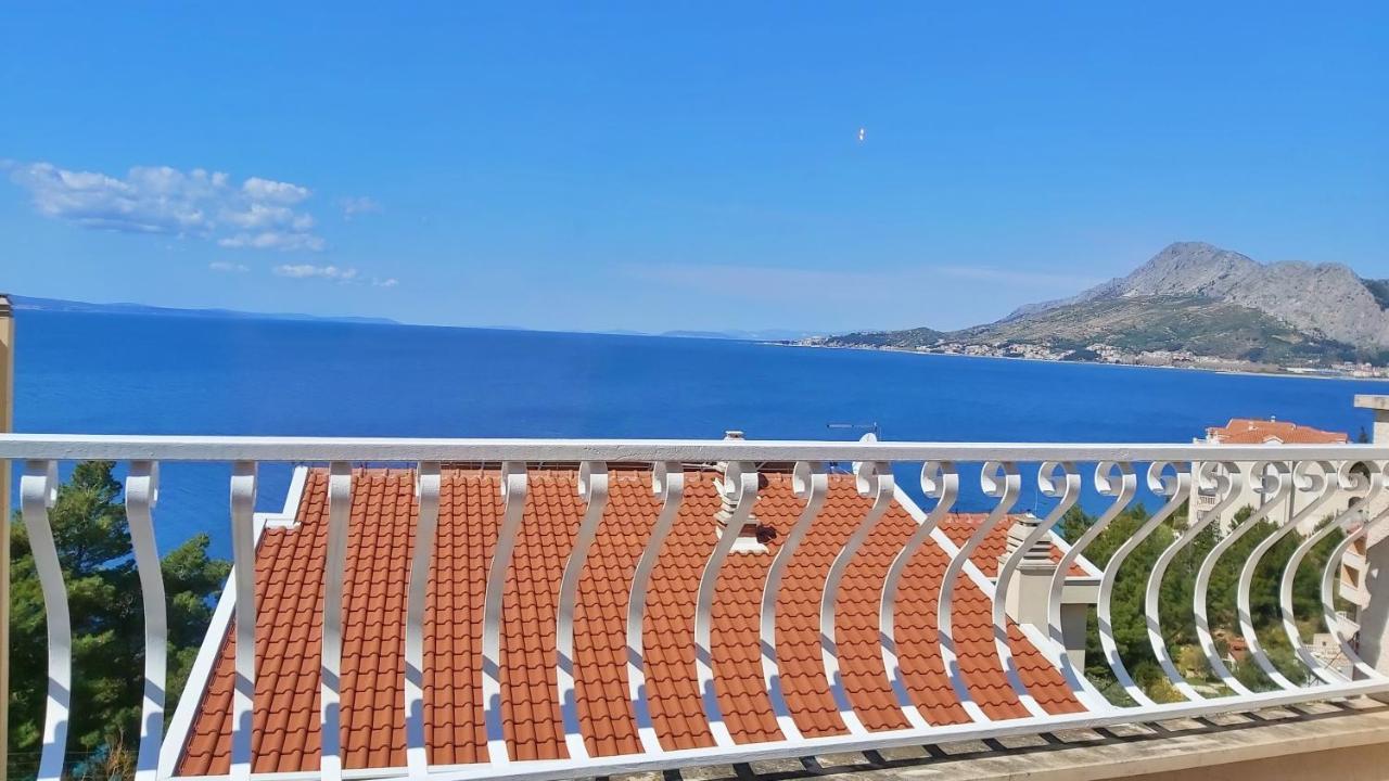 Apartment Roscic أوميس المظهر الخارجي الصورة